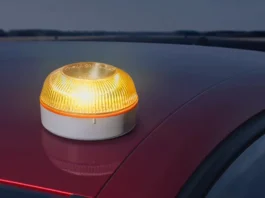 Evita multas y compra ya una de estas cinco balizas V16 homologadas por la DGT Balizas V16 homologadas por la DGT.