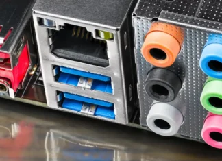 Lo que significa el puerto USB rojo.