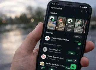 Poner una reacción con emoji a tu estado de WhatsApp.