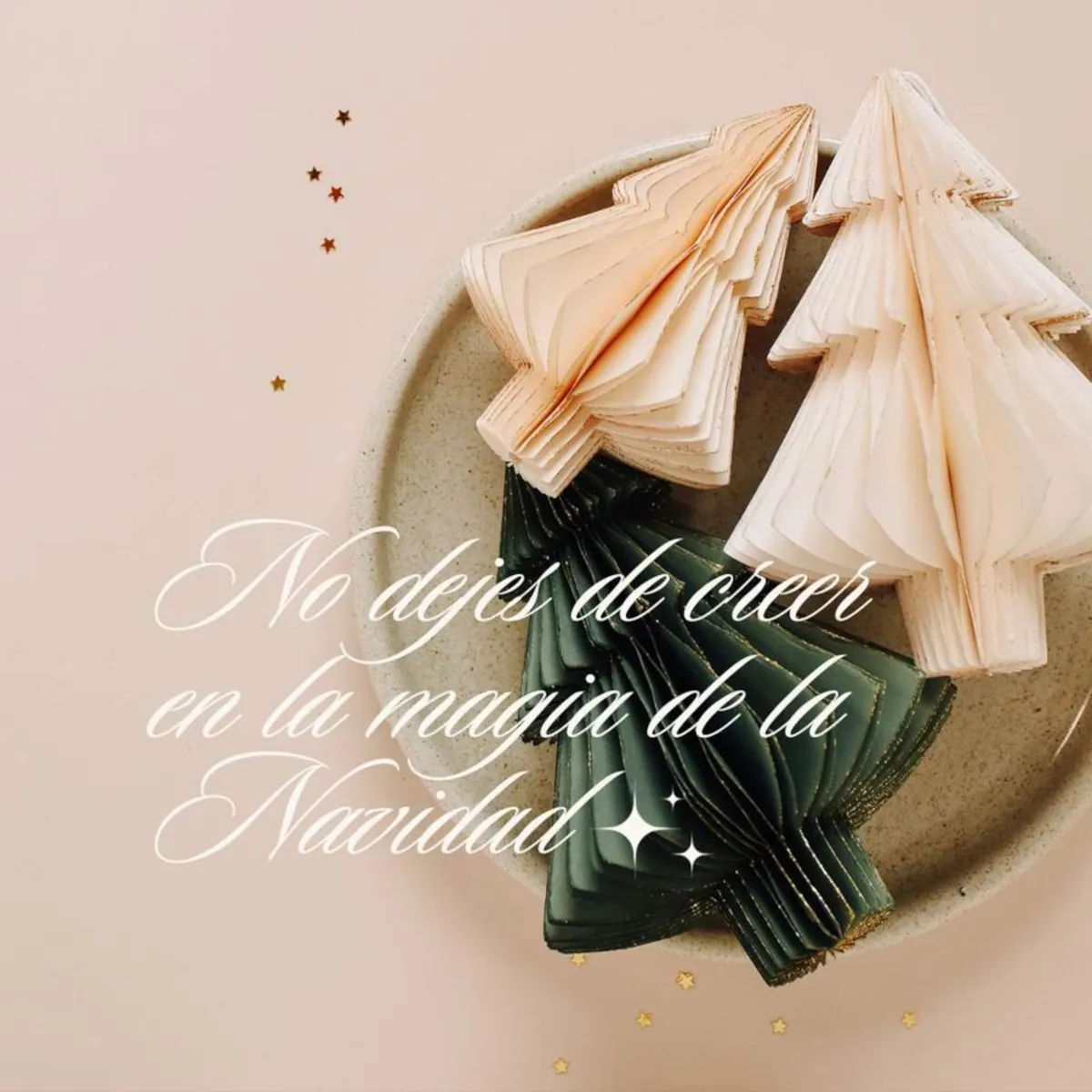 2 Imágenes de felicitaciones de Navidad.