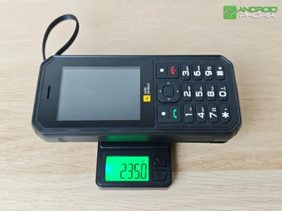 AGM M11 tiene un peso similar al de un movil moderno