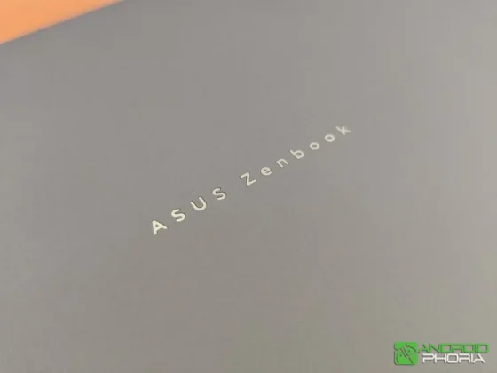 ASUS Zenbook A14 UX3407QA un portatil muy ligero fabricado en el novedoso material Ceraluminum aluminio ceramizado