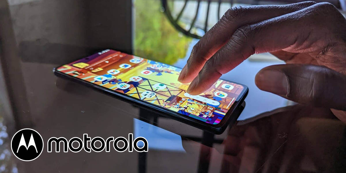 Activar la captura de pantalla con tres dedos en telefonos Motorola