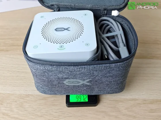Beelink EX Mate Pro en su bolsa de viaje pesa cerca de 1 kilo