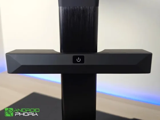 CZUR ET MAX el modulo de iluminacion indirecta tiene un boton de encendido independiente