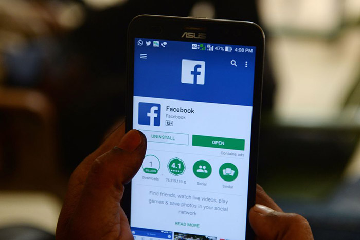 Como descargar Facebook para Android