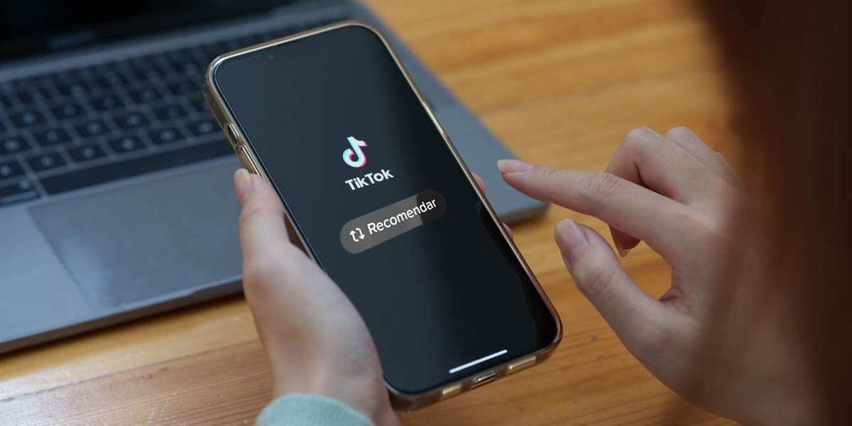 Como eliminar un video recomendado en TikTok