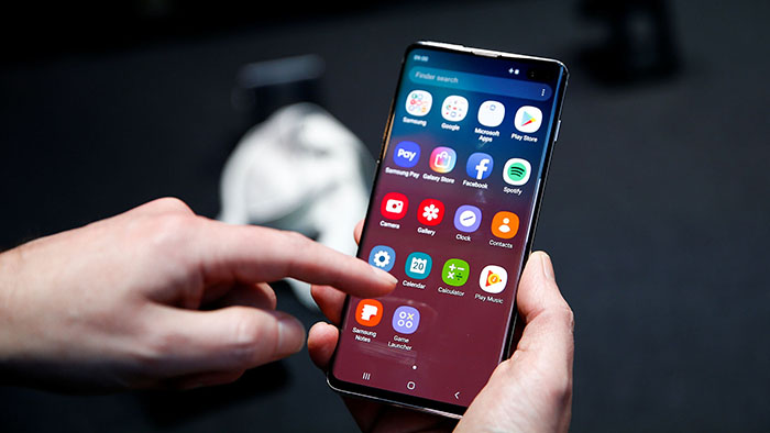 Como escuchar la radio en el Galaxy S10