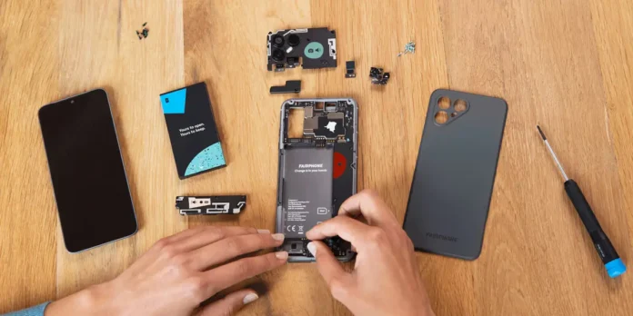 How Long Does A High-End, Mid-Range And Low-End Cell Phone Last? How Long Does A High-End, Mid-Range And Low-End Cell Phone Last?