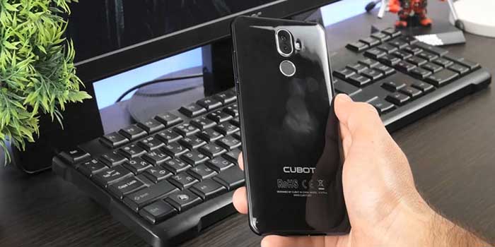Cubot X18 Plus trasera