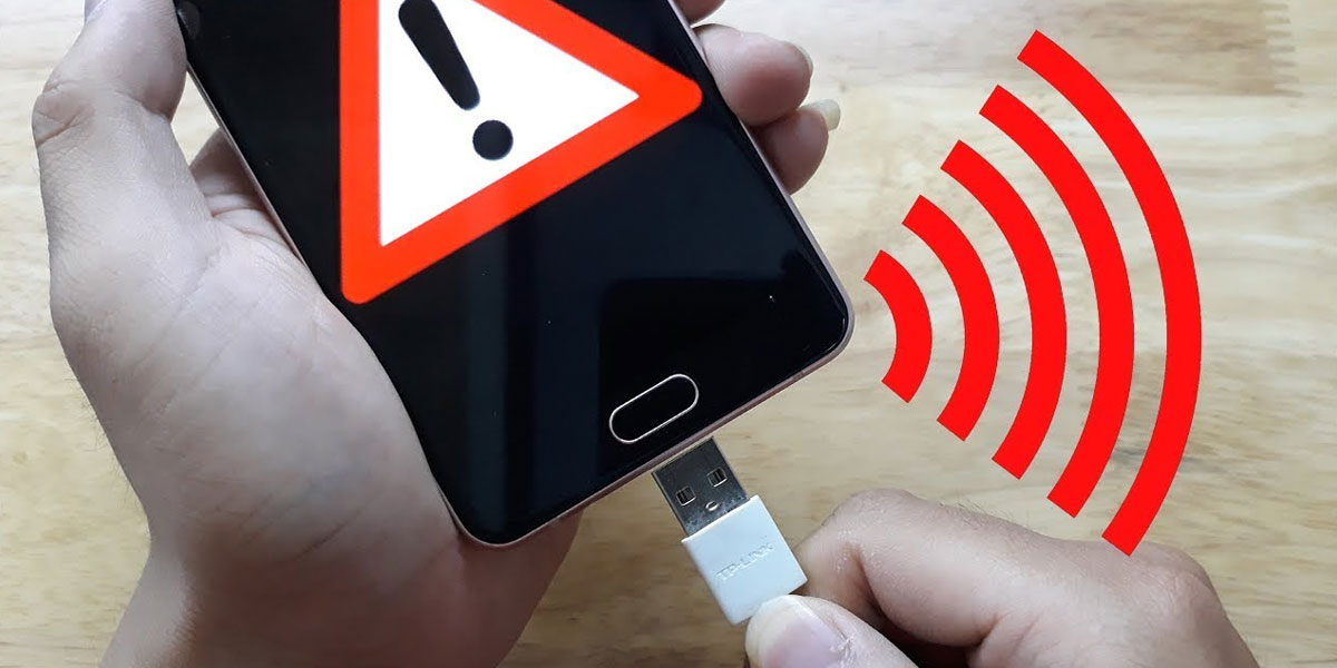 ¿Dejar el teléfono enchufado daña la batería? 
