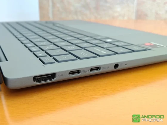 Del lado izquierdo tiene 2 puertos USB-C 4.0 1 puerto HDMI 2.1 y 1 jack de audio ASUS Zenbook A14 UX3407QA