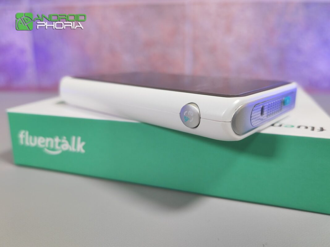 Fluentalk T1 mini fabricacion de plastico