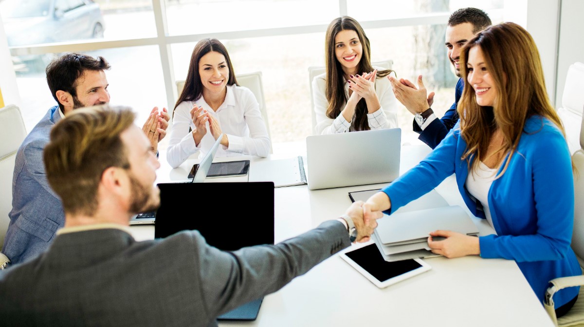 Frases de felicitaciones para todos los trabajadores