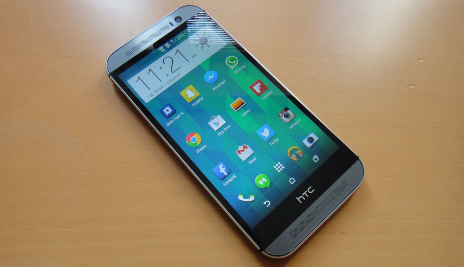 HTC One M8 con Android Lollipop