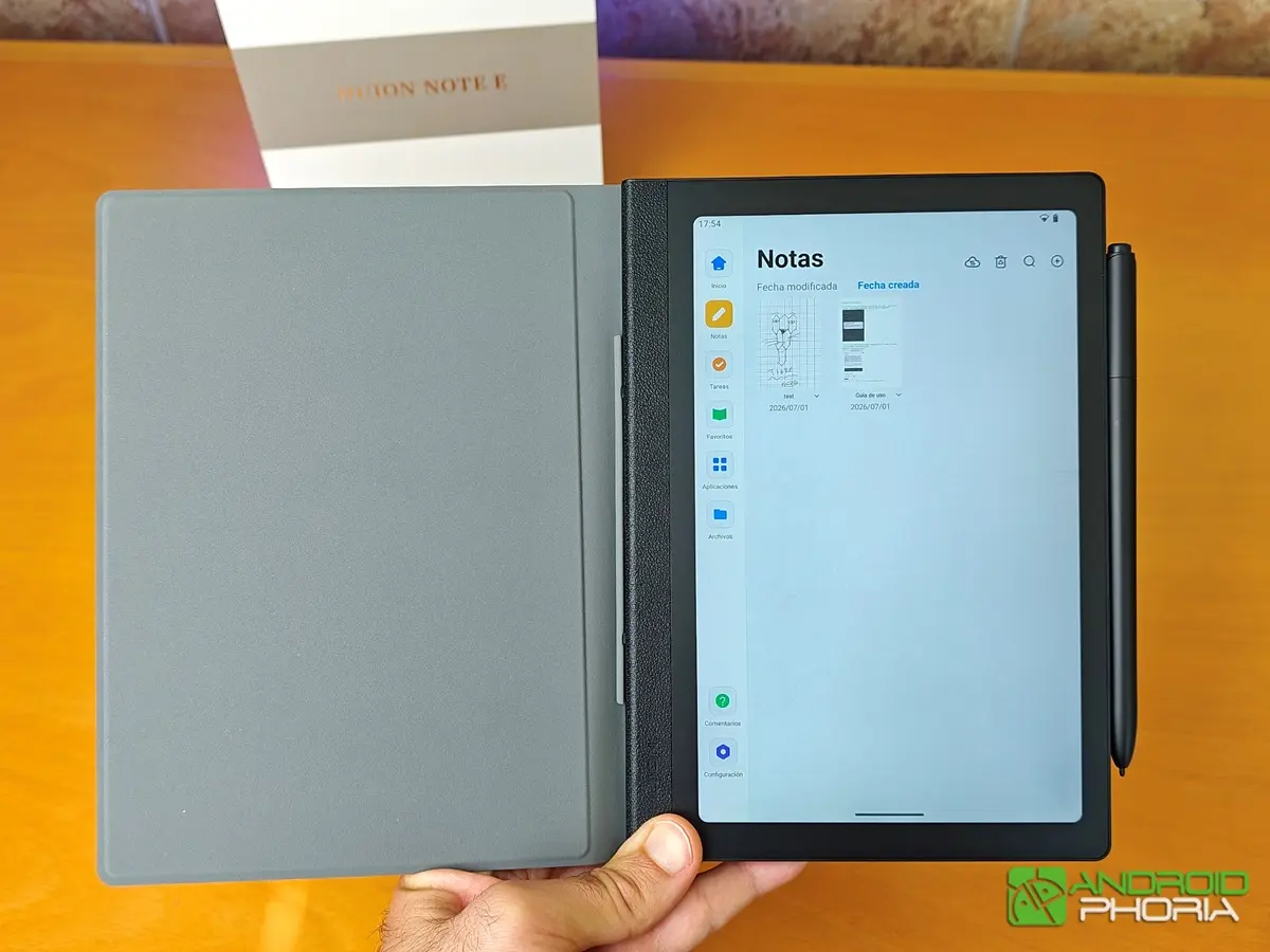 Huion Note E un cuaderno digital con lo orgánico de usar papel y lapiz y lo funcional de una tablet Android