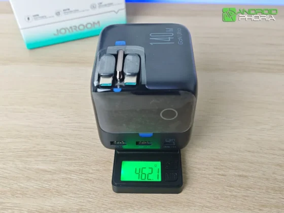 JOYROOM PODIX pesa casi medio kilogramo