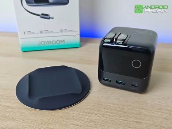 JOYROOM PODIX viene con una base magnetica y el cable de alimentacion de 150 cm