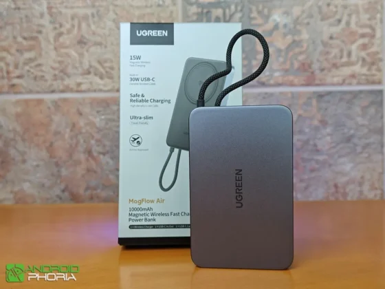 La caja de la powerbank UGREEN MagFlow Air Magnetic Power Bank 10000mAh