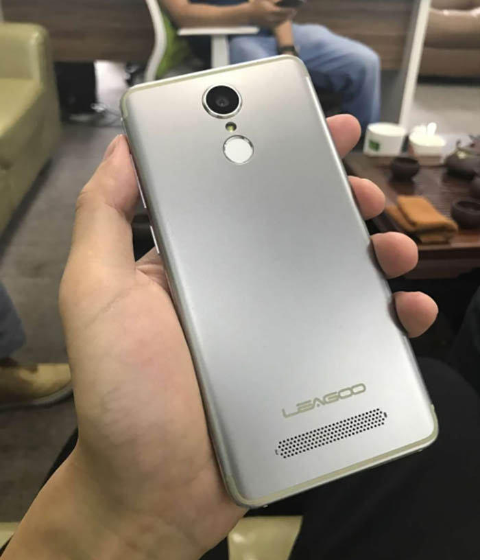 Leagoo M5 Edge