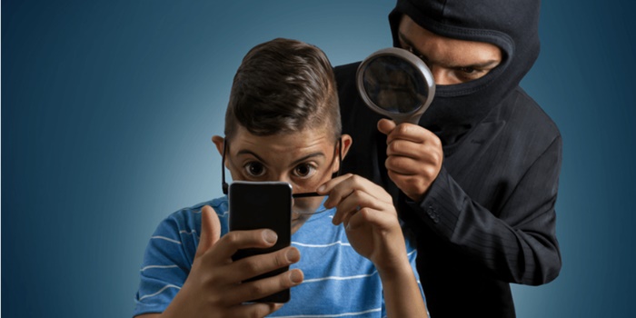 Mejores aplicaciones para vigilar WhatsApp de niños