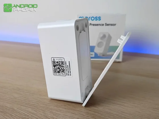 Meross MS605 tiene un soporte trasero plegable