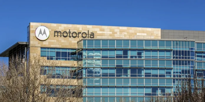 Motorola-demanda-a-influencers-y-plataformas-por-difamacion-india Motorola demanda a influencers y plataformas por difamación