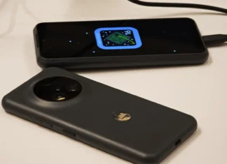 El NexPhone es un móvil que rompe paradigmas: tiene tres sistemas operativos y puede sustituir a tu PC NexPhone movil con Android 16, Windows 11 y Debian Linux