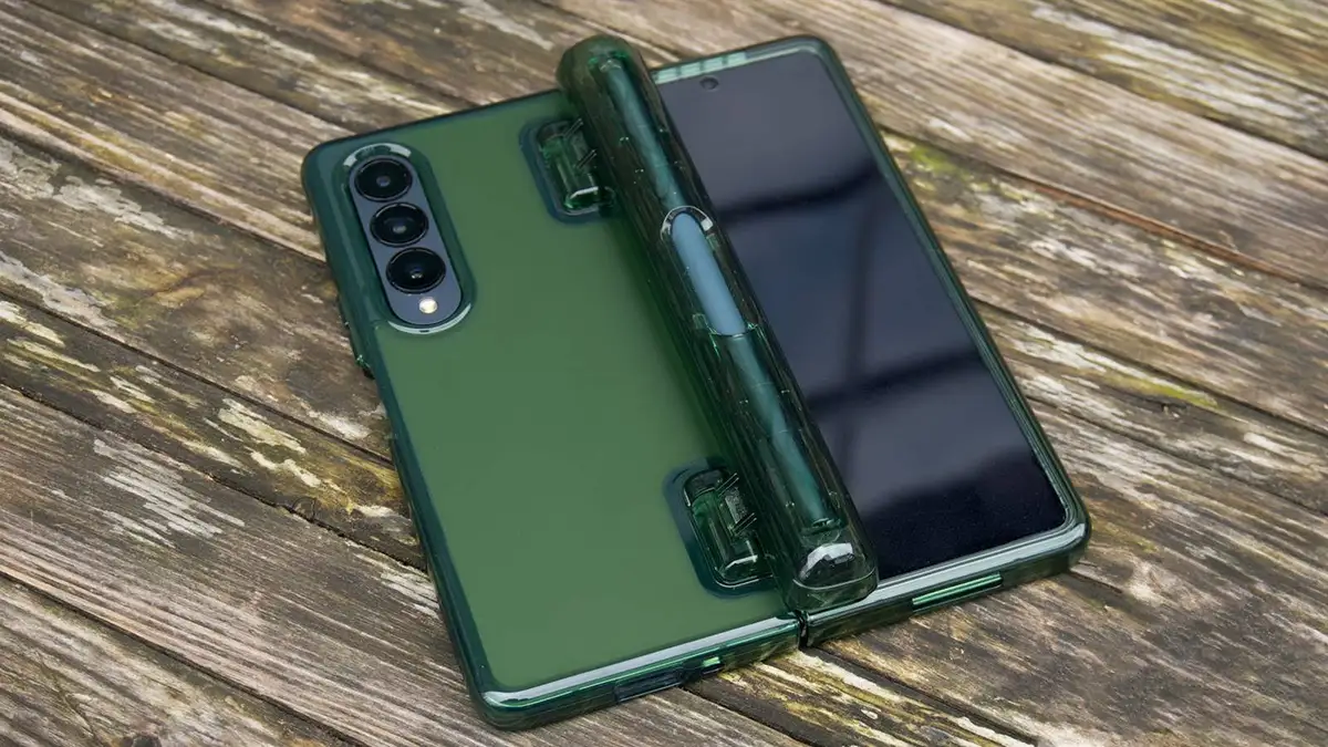 No comprar una funda o tratarlo como si fuera un móvil normal