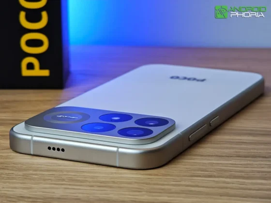 POCO F9 Pro el modulo de camara metalizado sobresale notablemente de la tapa trasera