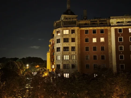 POCO F9 Pro sensor principal para la fotografia nocturna no es perfecto pero a grandes rasgos hace un gran trabajo de noche
