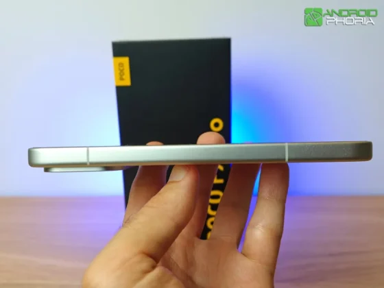 POCO F9 Pro su marco de aluminio le otorga bordes pulidos metalizados muy premium