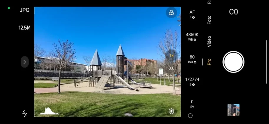 POCO X8 Pro asi se ve la aplicacion de la camara
