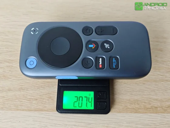 RayNeo Pocket TV pesa poco mas de 200 gramos