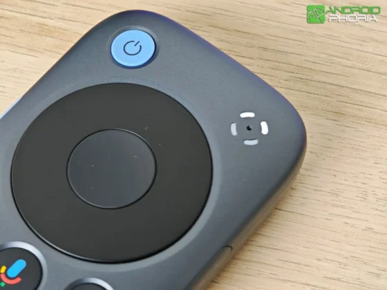 RayNeo Pocket TV tiene unos LEDs que indican el estado de la bateria