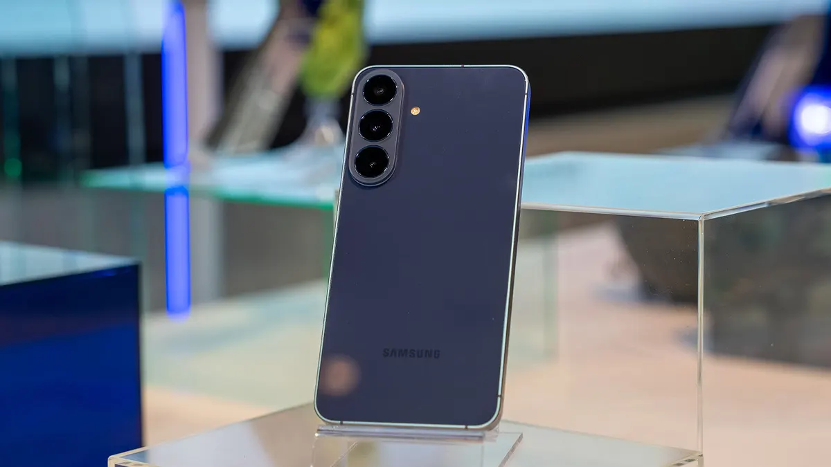 Samsung Galaxy S26 FE diseño pantalla rendimiento