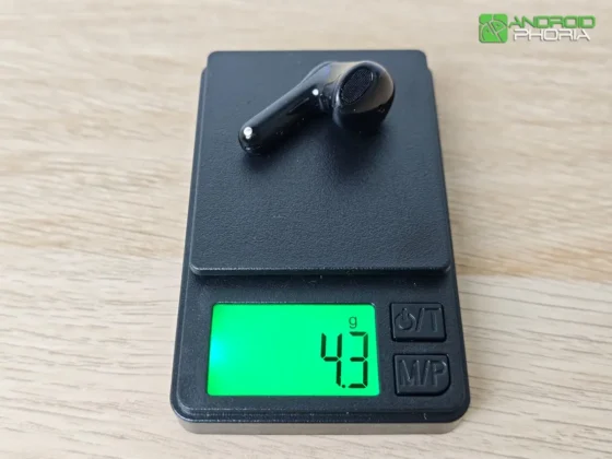 SoundPeats Air6 HS son extremadamente ligeros pesando cerca de 4 gramos