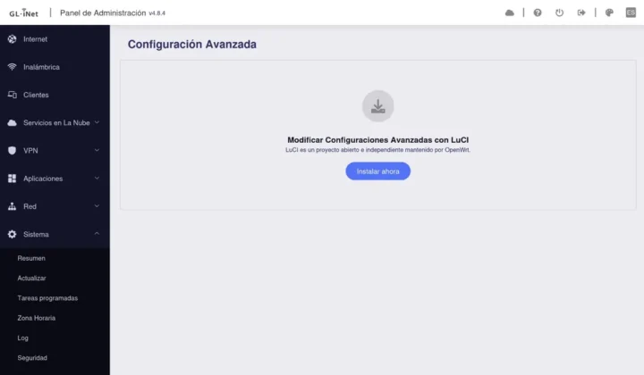 Su sistema operativo abireto OpenWrt permite instalarle la interfaz LuCI por si el panel de administracion se te queda corto GL.iNet Flint 3e