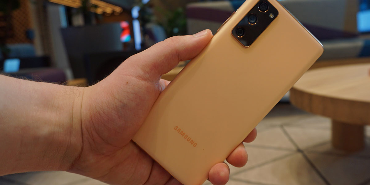 Trasera de plástico