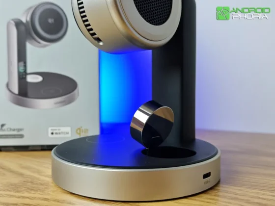 UGREEN MagFlow Pro 3-in-1 Wireless Charging Stand el soporte para cargar es basculante tiene un acabado cromado