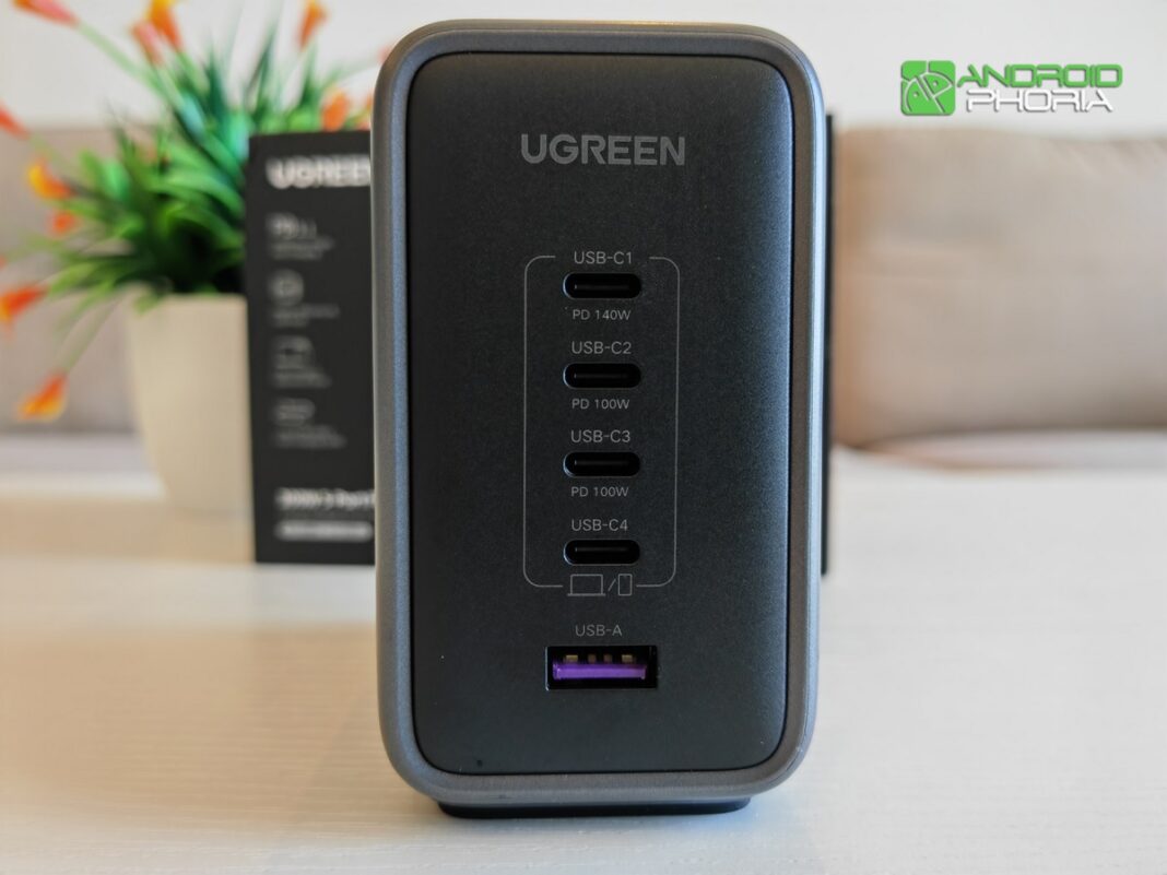 UGREEN Nexode 300W 5 puertos