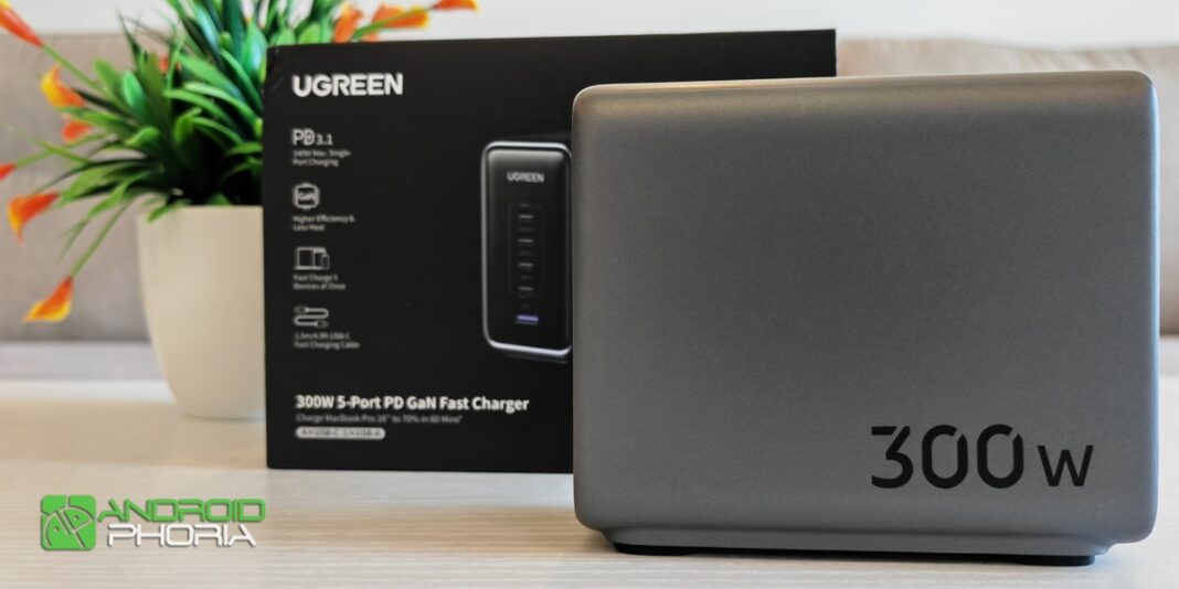 UGREEN Nexode 300W review