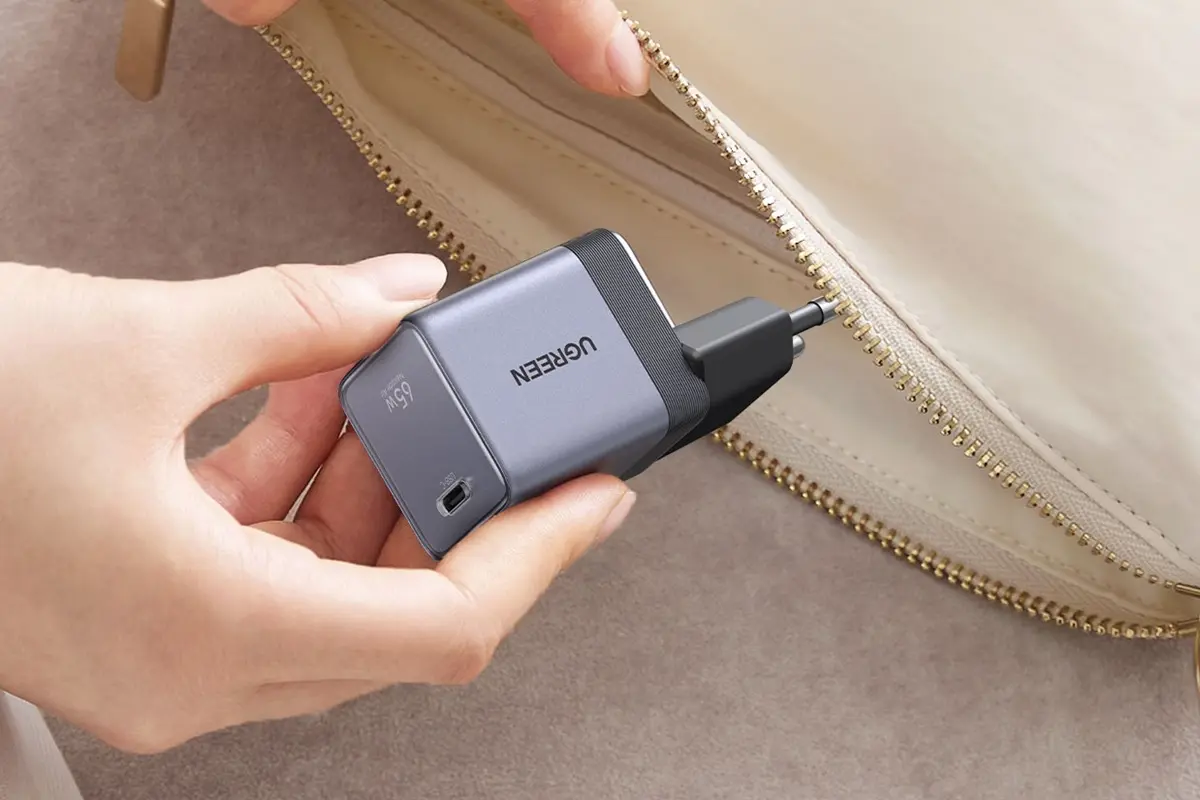 UGREEN Nexode Air 65W Charger el primer cargador ultracompacto con certificacion SGrade