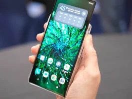 Vivo patenta movil que crece hacia arriba