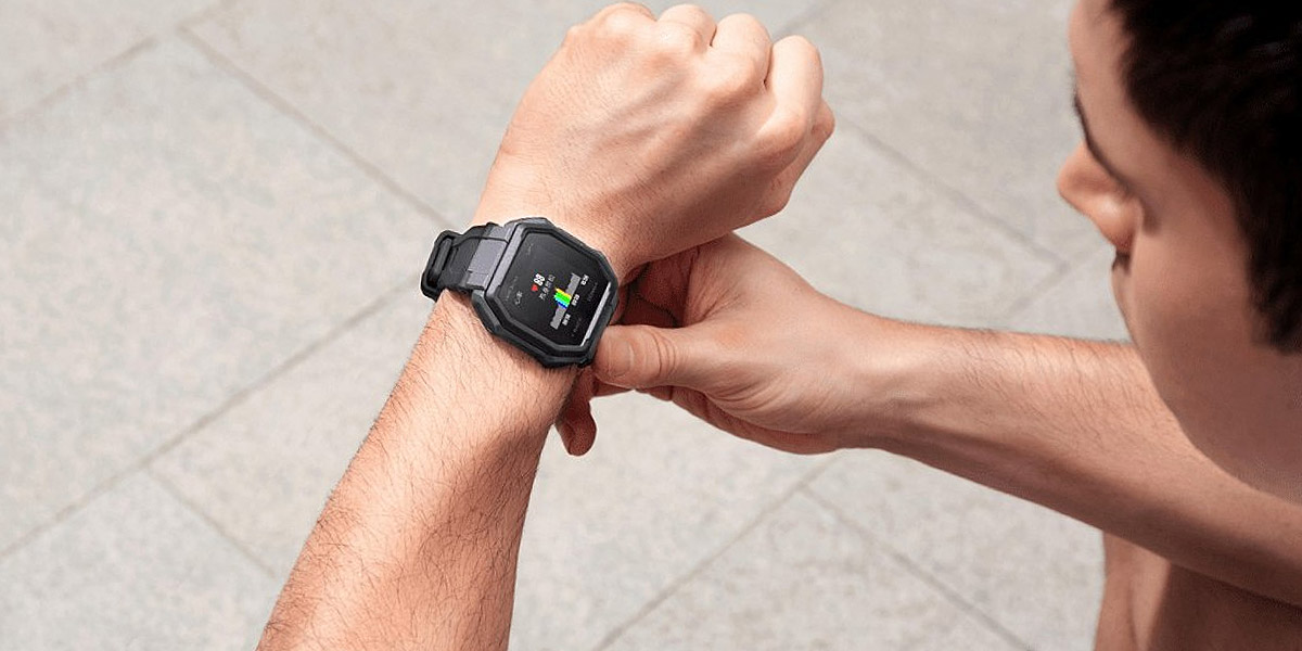 amazfit ares smartwatch muñeca diseño