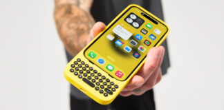 asi se ve el iphone con teclado fisico de blackberry