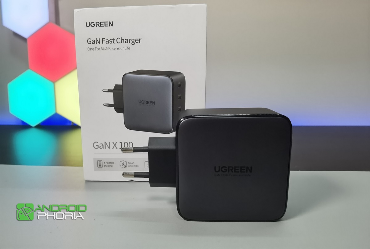 cargador ugreen de 100 w con caja