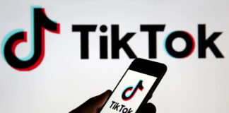 comision europea prohibe instalar tiktok a sus empleados