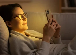 Protege tus ojos y mejora tu sueño con este filtro de pantalla integrado en los móviles Samsung como activar protector vista samsung