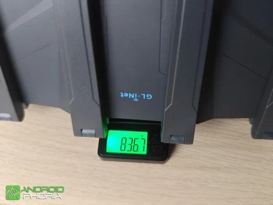 es un router muy pesado router GL.iNet Flint 3e GL-BE6500